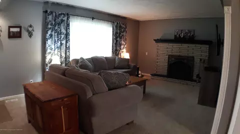 7642 Loomis Rd, Dewitt, MI 48820 photo 6