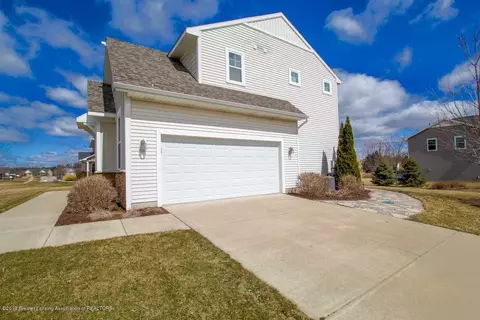 12875 Warm Creek Dr, Dewitt, MI 48820 photo 2