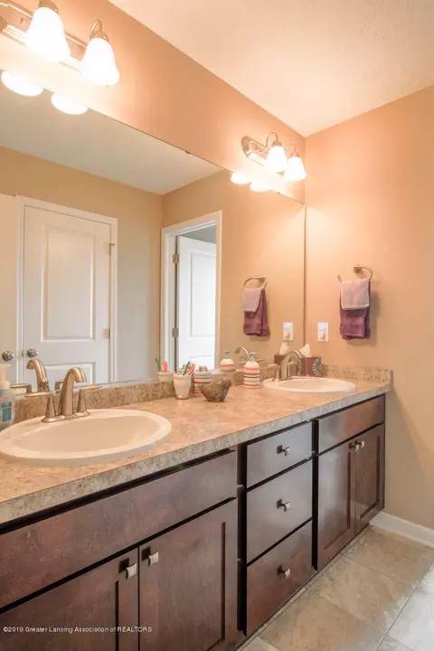 12875 Warm Creek Dr, Dewitt, MI 48820 photo 24
