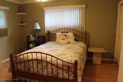 1591 E Stoll Rd, Lansing, MI 48906 photo 24