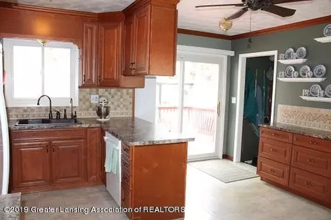1591 E Stoll Rd, Lansing, MI 48906 photo 17