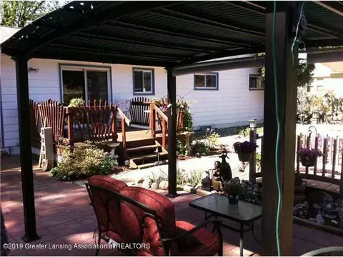 1591 E Stoll Rd, Lansing, MI 48906 photo 7