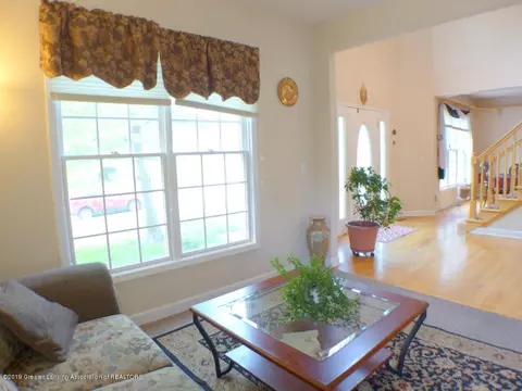 4614 Malpaso, Lansing, MI 48917 photo 5