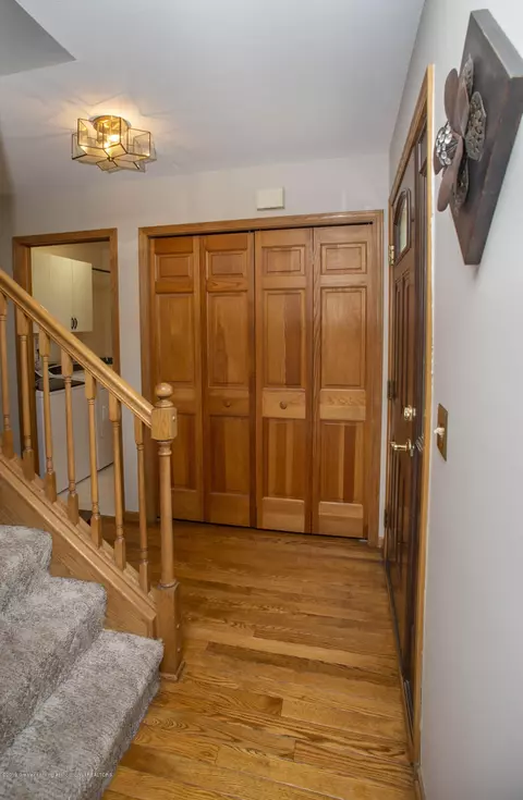 12543 Burlingame Dr, Dewitt, MI 48820 photo 13