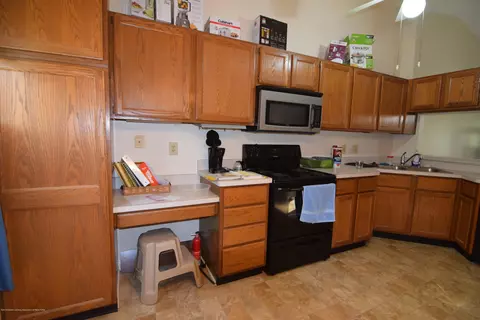 1208 Brookside Dr, Lansing, MI 48917 photo 14