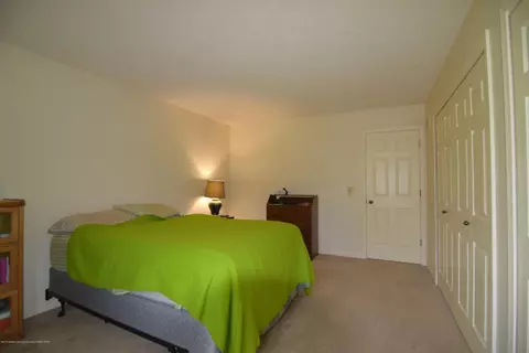 1208 Brookside Dr, Lansing, MI 48917 photo 17