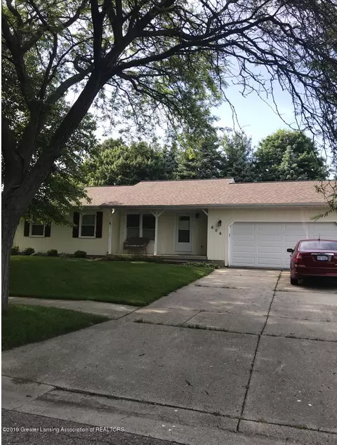 606 Dartmouth St, Dewitt, MI 48820 photo 1