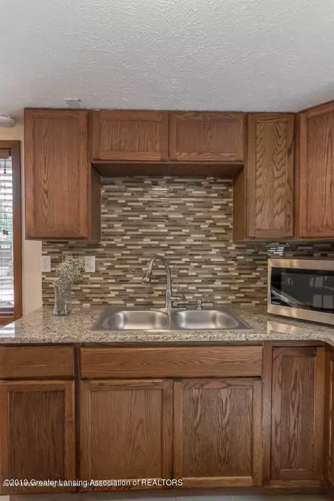 6157 Columbia St, Haslett, MI 48840 photo 51