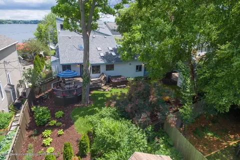 6157 Columbia St, Haslett, MI 48840 photo 3