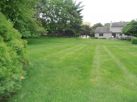 2222 Piney Point Dr, Lansing, MI 48917 photo 20