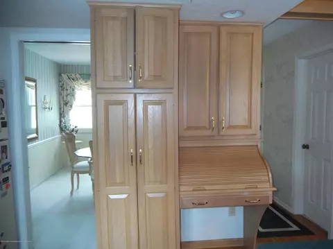2222 Piney Point Dr, Lansing, MI 48917 photo 9