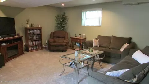 310 Nutmeg Dr, Dimondale, MI 48821 photo 21