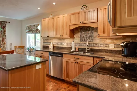 5610 Cornell Rd, Haslett, MI 48840 photo 8
