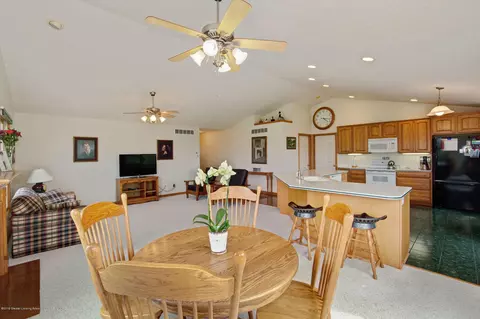 6250 S Dewitt Rd, Saint Johns, MI 48879 photo 15