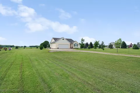 6250 S Dewitt Rd, Saint Johns, MI 48879 photo 10