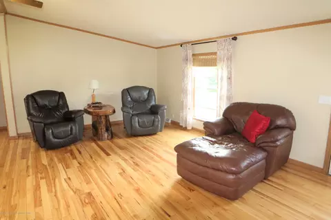 5375 Ann Dr, Bath, MI 48808 photo 8