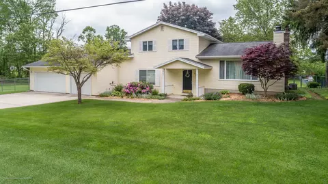 5401 Harper Rd, Holt, MI 48842 photo 2