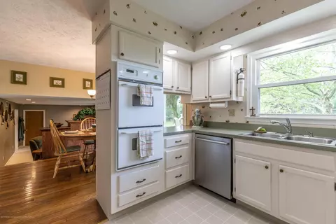 5401 Harper Rd, Holt, MI 48842 photo 12