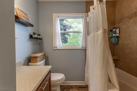 5401 Harper Rd, Holt, MI 48842 photo 21