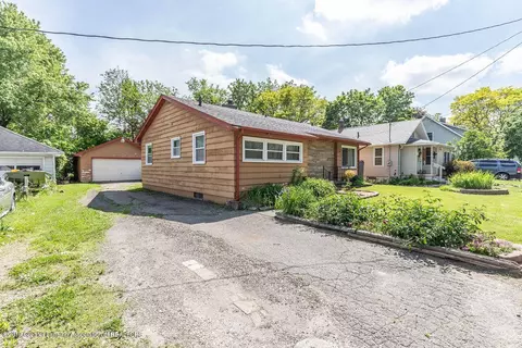 736 Call St, Lansing, MI 48906 photo 24
