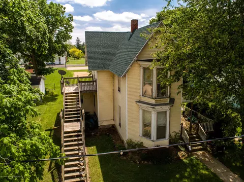 119 W Washington, Maple Rapids, MI 48853 photo 3