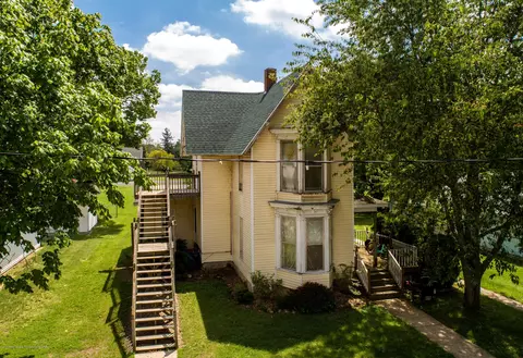 119 W Washington, Maple Rapids, MI 48853 photo 1