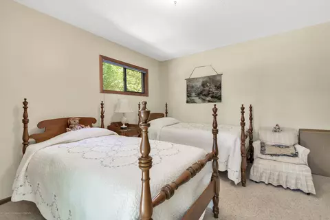 6645 Lansdown Dr, Dimondale, MI 48821 photo 39