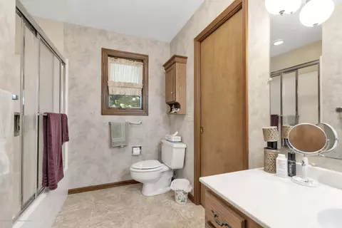 6645 Lansdown Dr, Dimondale, MI 48821 photo 30