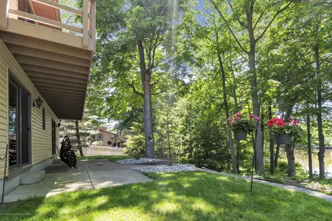 6645 Lansdown Dr, Dimondale, MI 48821 photo 7