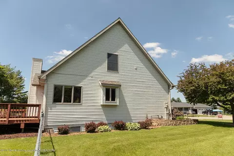 5035 Patrick Cir, Holt, MI 48842 photo 16