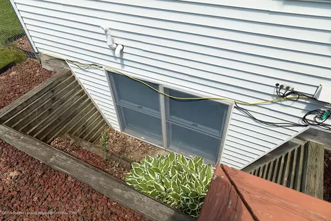 5035 Patrick Cir, Holt, MI 48842 photo 13