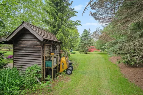 6690 W Cutler Rd, Dewitt, MI 48820 photo 4