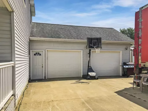 8283 S Forest Hl, Dewitt, MI 48820 photo 33