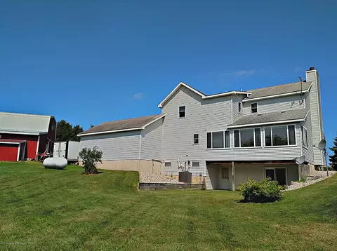 8283 S Forest Hl, Dewitt, MI 48820 photo 2