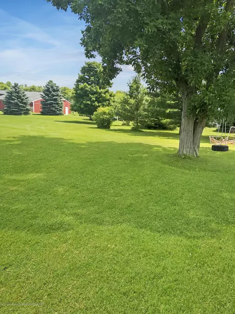 8283 S Forest Hl, Dewitt, MI 48820 photo 32