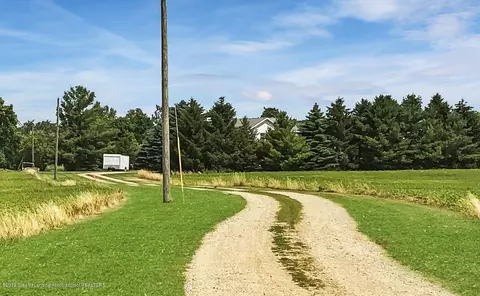 8283 S Forest Hl, Dewitt, MI 48820 photo 35