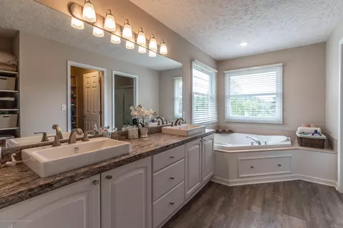 2521 Julie Way, Dewitt, MI 48820 photo 29