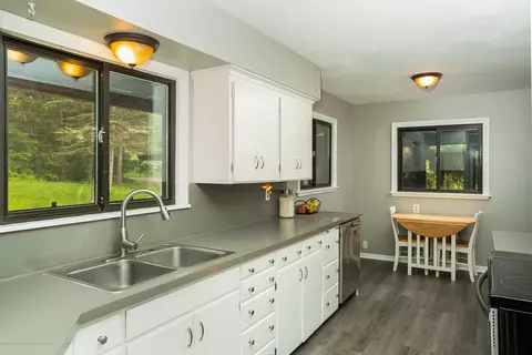 4331 Hulett Rd, Okemos, MI 48864 photo 14