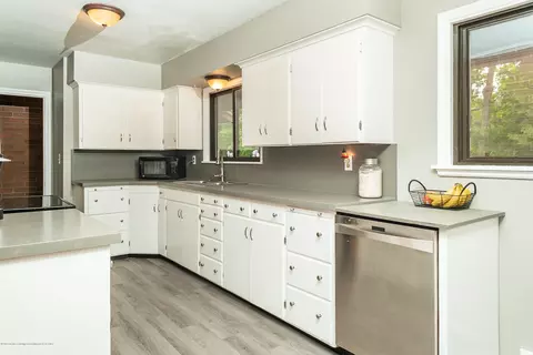 4331 Hulett Rd, Okemos, MI 48864 photo 13