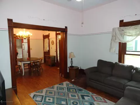 524 E Scott St, Grand Ledge, MI 48837 photo 5