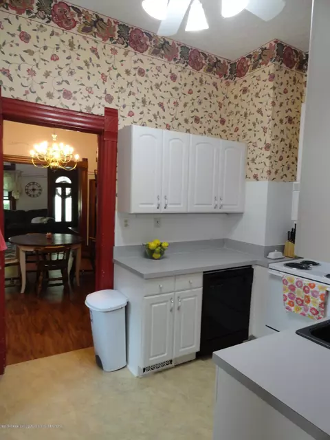 524 E Scott St, Grand Ledge, MI 48837 photo 10