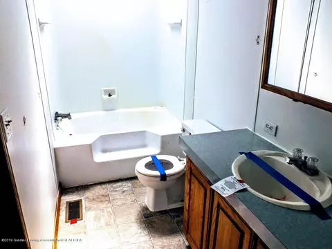 1622 E Colony Rd, Saint Johns, MI 48879 photo 11