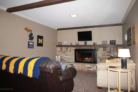 9988 Riverside Dr, Eagle, MI 48822 photo 11