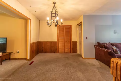 814 Elmwood, Dewitt, MI 48820 photo 7