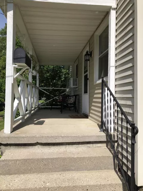 203 Elm St, Saint Johns, MI 48879 photo 8