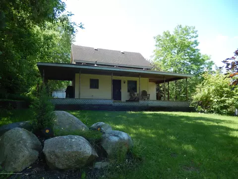 15443 W Herbison Rd, Eagle, MI 48822 photo 1