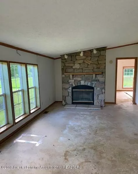 4761 W Jacobs Rd, Perry, MI 48872 photo 3