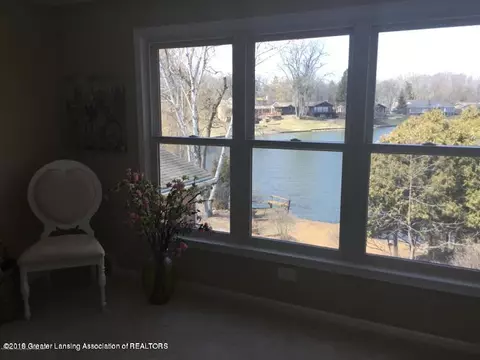 4557 Comanche Dr, Okemos, MI 48864 photo 22