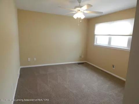 4557 Comanche Dr, Okemos, MI 48864 photo 27