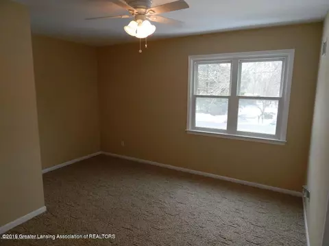 4557 Comanche Dr, Okemos, MI 48864 photo 28